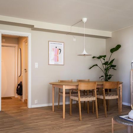 Scandinavian Apartment With 2 Bedrooms And Terrasse - Close To Storo Storsenter And All Public Transport 오슬로 외부 사진